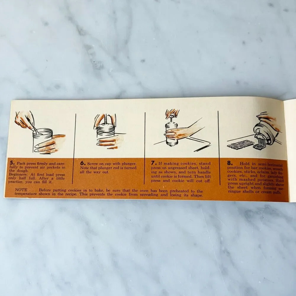 Vintage 1950s Mirro Aluminum Cooky Pastry Press 358-AM Box Spritz Cookie Recipes